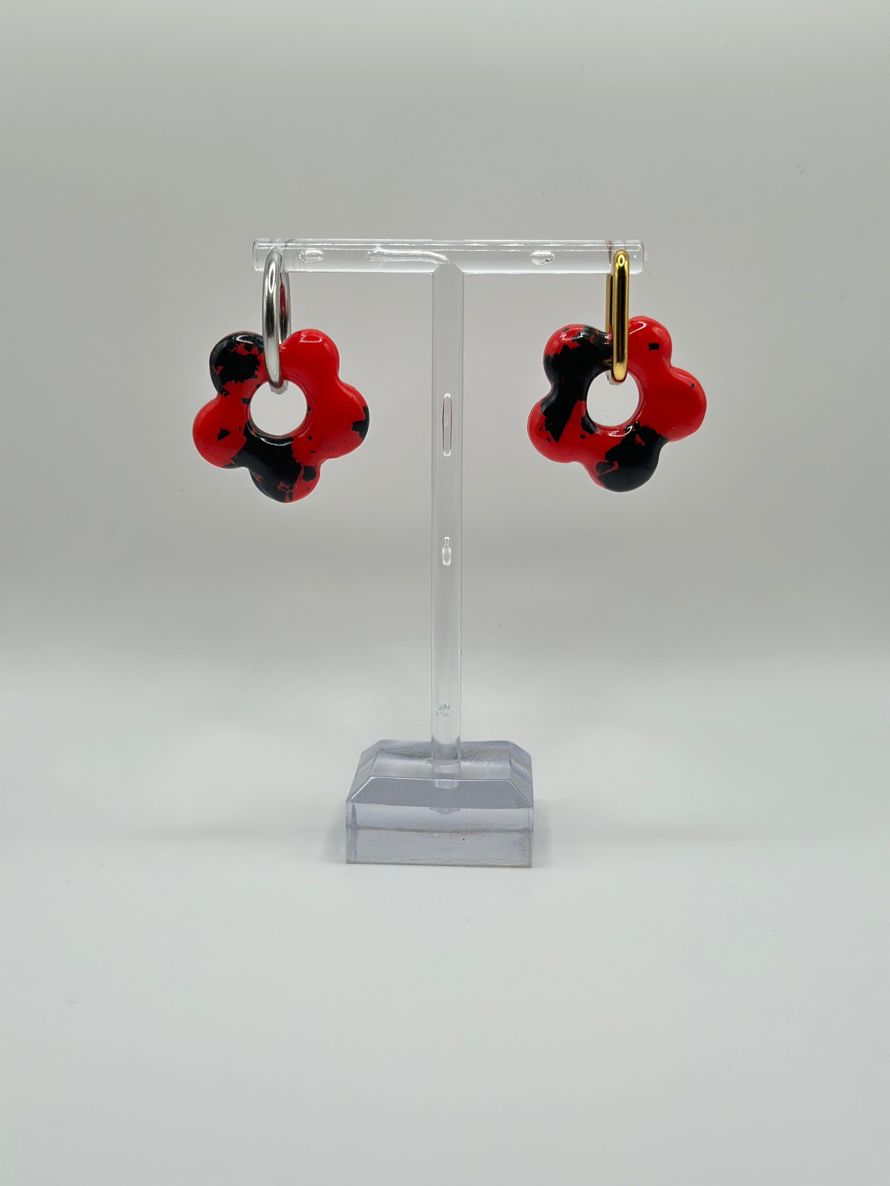 Floraé rouge et noir