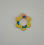 Pin’s de lunette fleur jaune fleuri