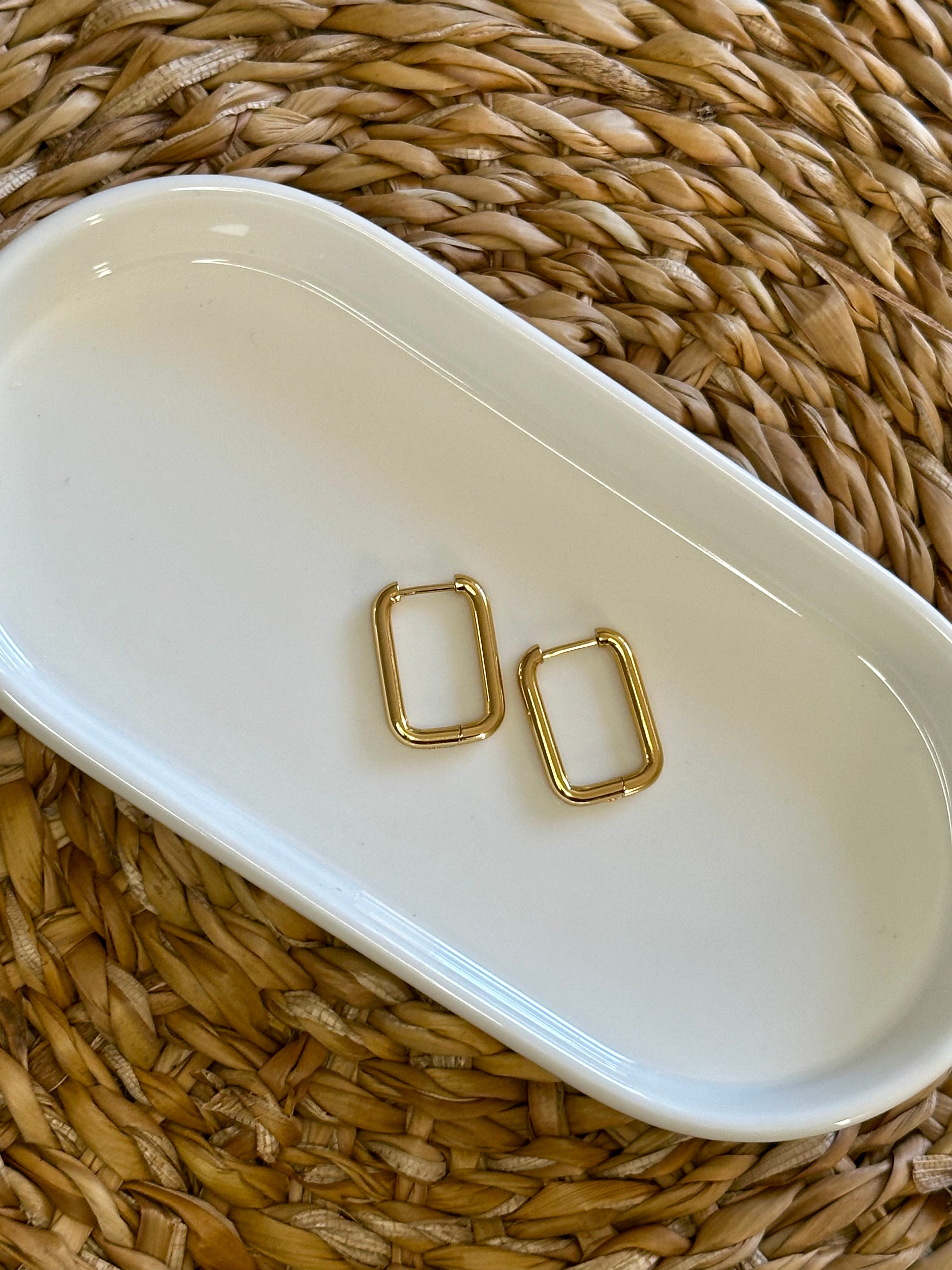 Créoles rectangulaires dorées