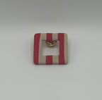 Pin’s de lunette carré à rayures